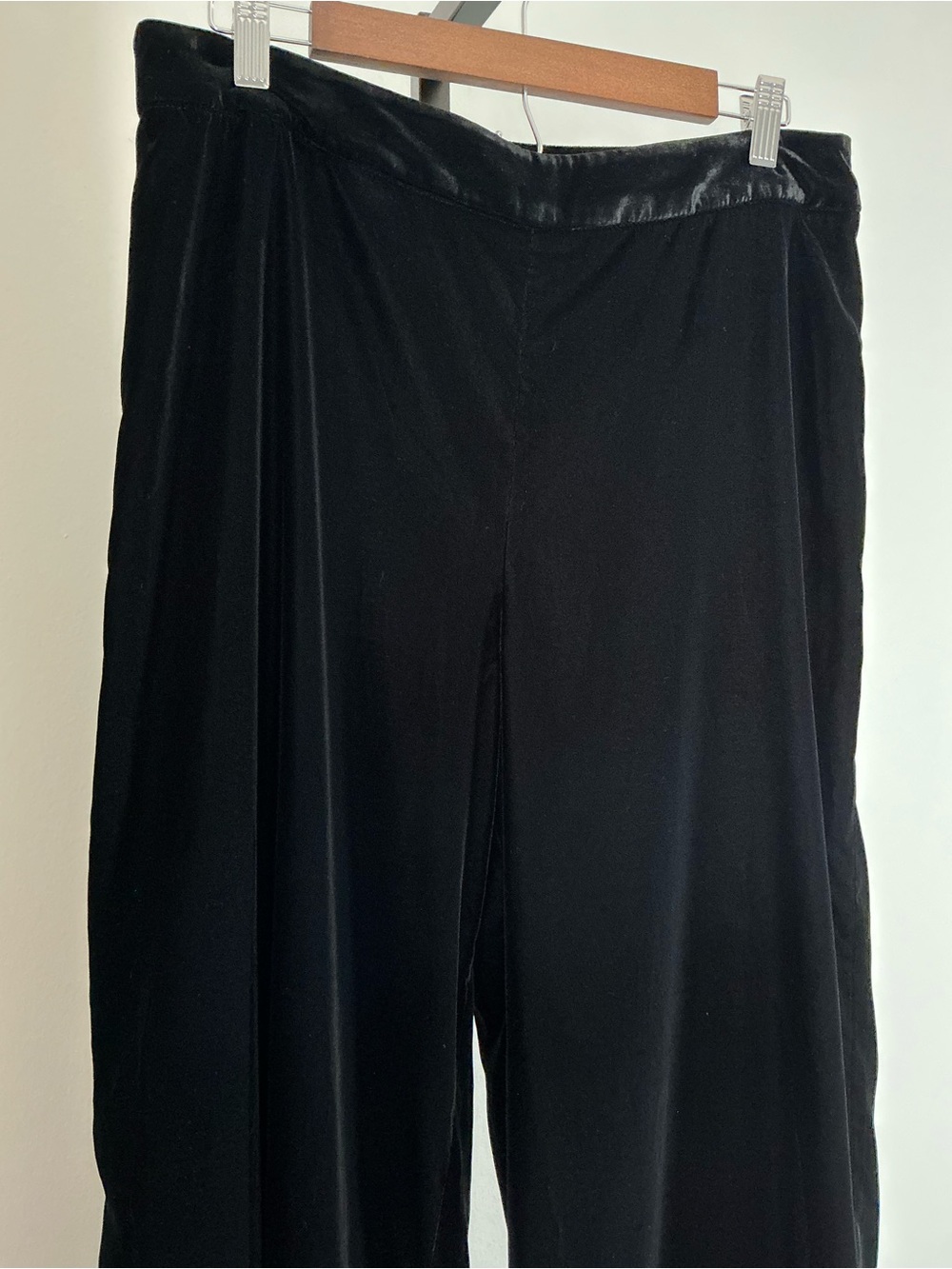 🆕 Antonio Melani | Velvet Wide-Leg Pants